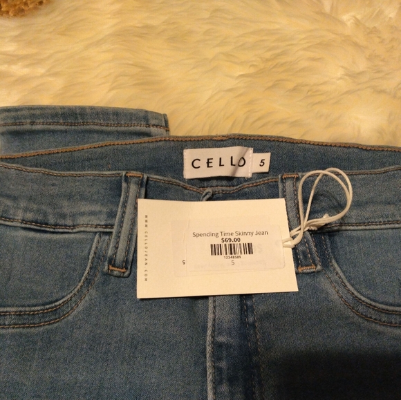 Cello saving time skinny jeans Size 5 NWT - Picture 2 of 11
